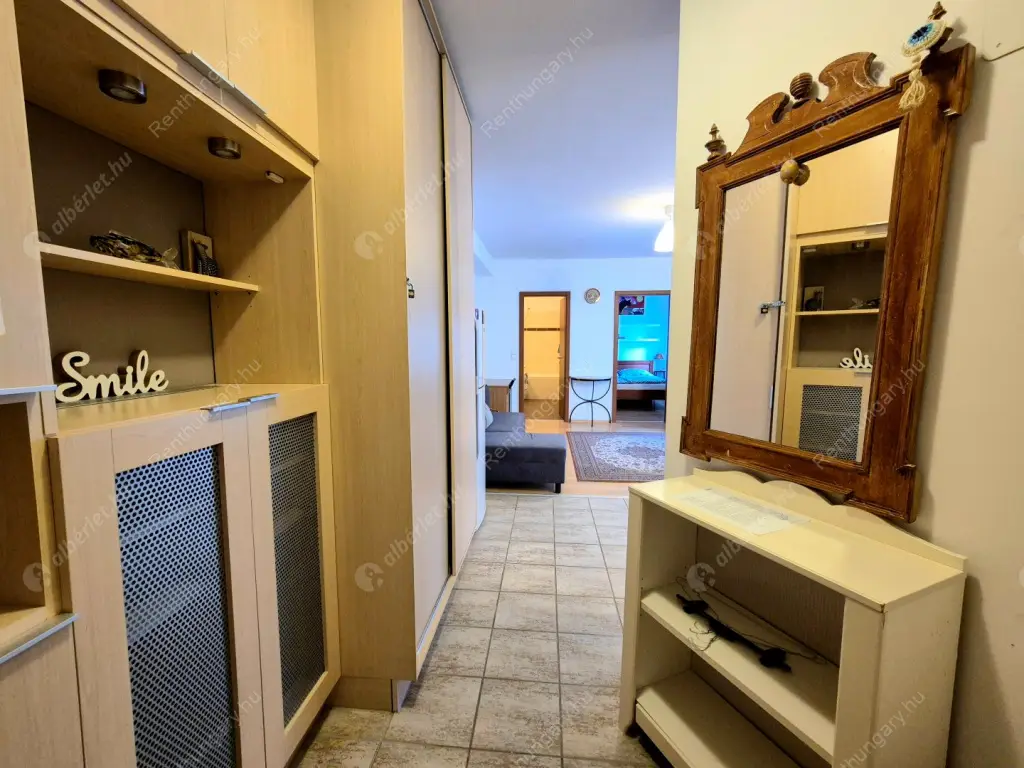 Kiadó albérlet 350000 Ft/hó áron: Budapest, VI. kerület  Lovag utca. Mérete: 51 nm, 2 szobás | Alberlet.hu - 6537778