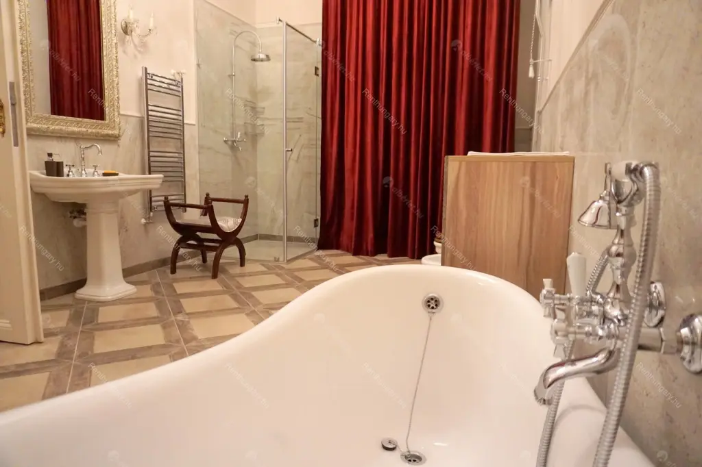 Kiadó albérlet 420000 Ft/hó áron: Budapest, VI. kerület  Mozsár utca. Mérete: 90 nm, 2 szobás | Alberlet.hu - 6693823