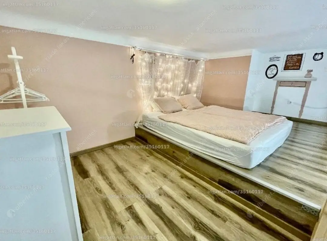 Kiadó albérlet 210000 Ft/hó áron: Budapest, VI. kerület  Nagymező utca. Mérete: 25 nm, 1 szobás | Alberlet.hu - 6618261