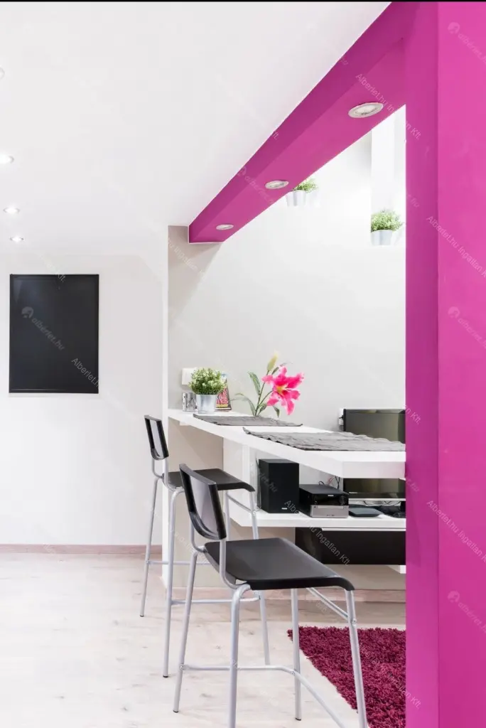 Kiadó albérlet 225000 Ft/hó áron: Budapest, VI. kerület  Nagymező utca. Mérete: 32 nm, 1 szobás | Alberlet.hu - 6706857