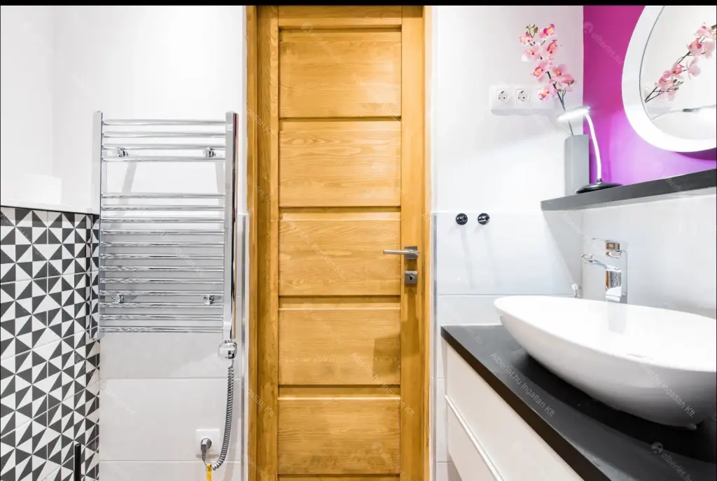 Kiadó albérlet 225000 Ft/hó áron: Budapest, VI. kerület  Nagymező utca. Mérete: 32 nm, 1 szobás | Alberlet.hu - 6706865