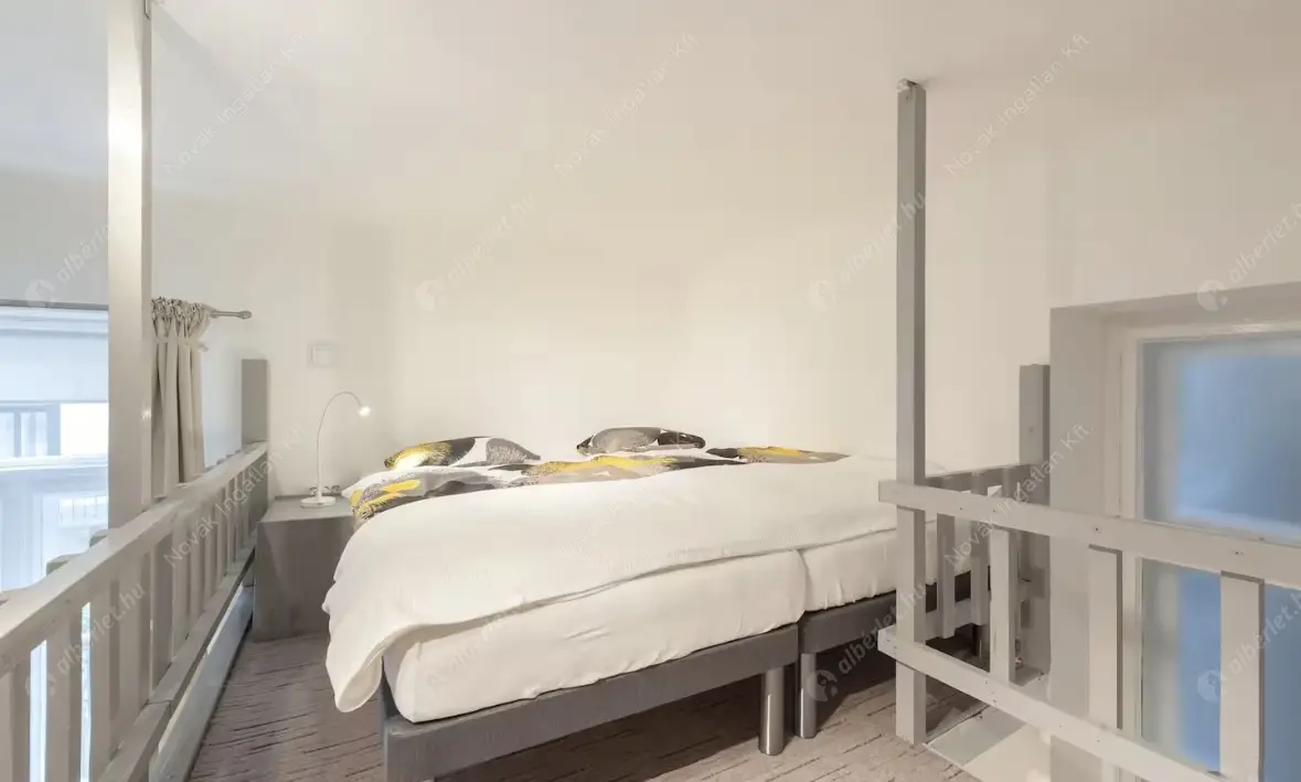 Kiadó albérlet 235000 Ft/hó áron: Budapest, VI. kerület  Nagymező utca. Mérete: 35 nm, 1 szobás | Alberlet.hu - 6622012