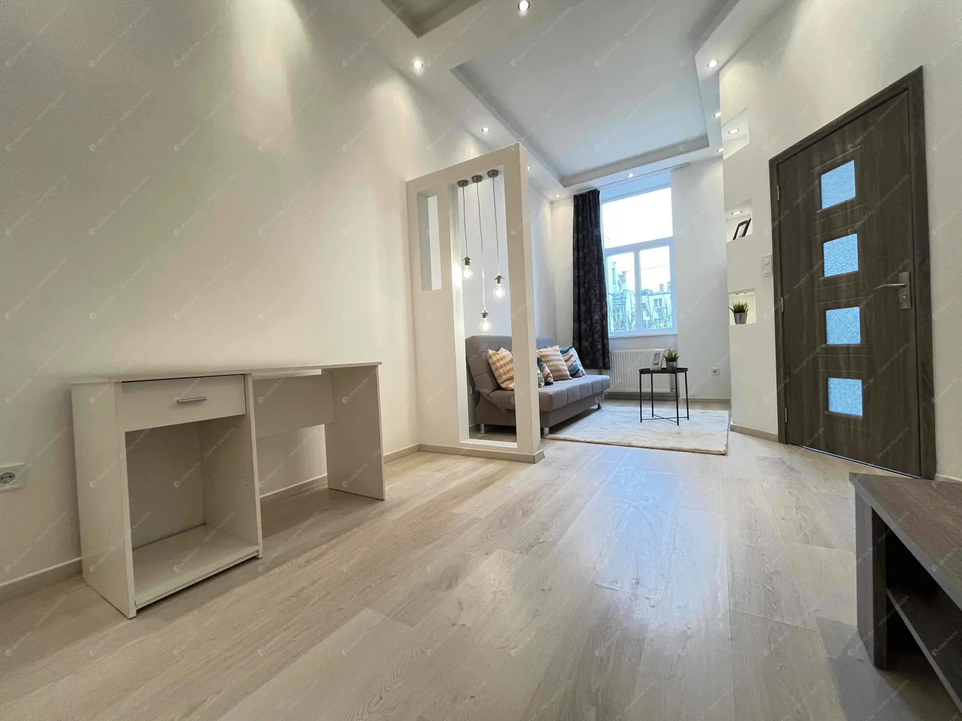 Kiadó albérlet 230000 Ft/hó áron: Budapest, VI. kerület  Nagymező utca. Mérete: 40 nm, 2 szobás | Alberlet.hu - 6609575