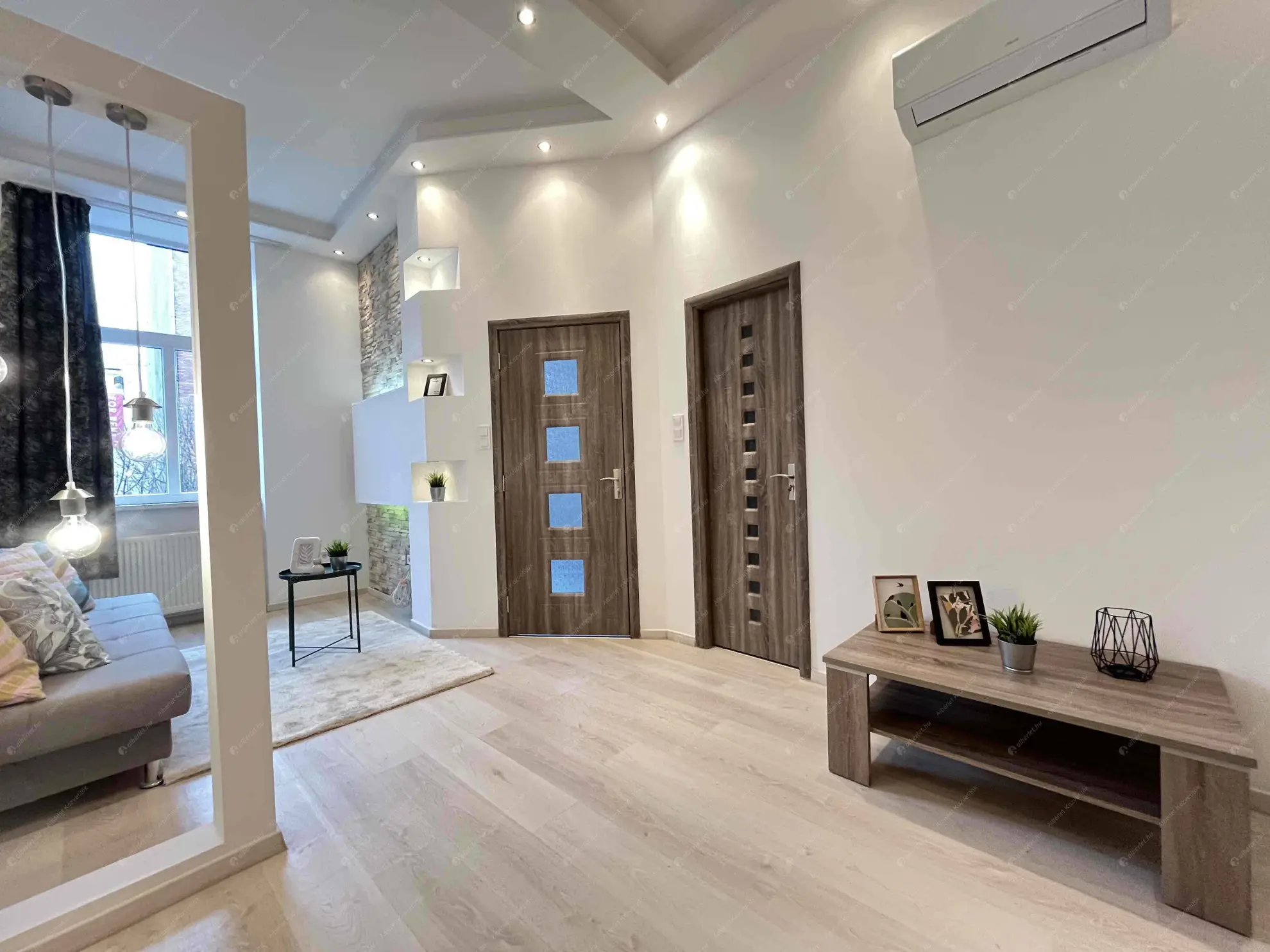 Kiadó albérlet 230000 Ft/hó áron: Budapest, VI. kerület  Nagymező utca. Mérete: 40 nm, 2 szobás | Alberlet.hu - 6609576