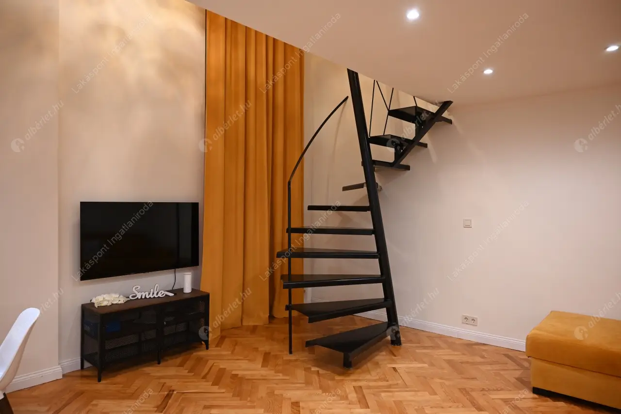 Kiadó albérlet 350000 Ft/hó áron: Budapest, VI. kerület  Nagymező utca. Mérete: 50 nm, 1 szobás | Alberlet.hu - 6638956