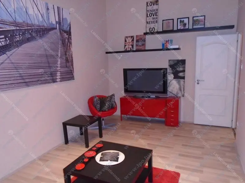 Kiadó albérlet 200000 Ft/hó áron: Budapest, VI. kerület  Nagymező utca. Mérete: 50 nm, 2 szobás | Alberlet.hu - 6640493