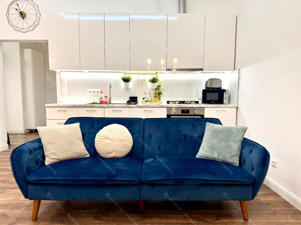 Kiadó albérlet 380000 Ft/hó áron: Budapest, VI. kerület  Nagymező utca. Mérete: 64 nm, 3 szobás | Alberlet.hu - 6707718