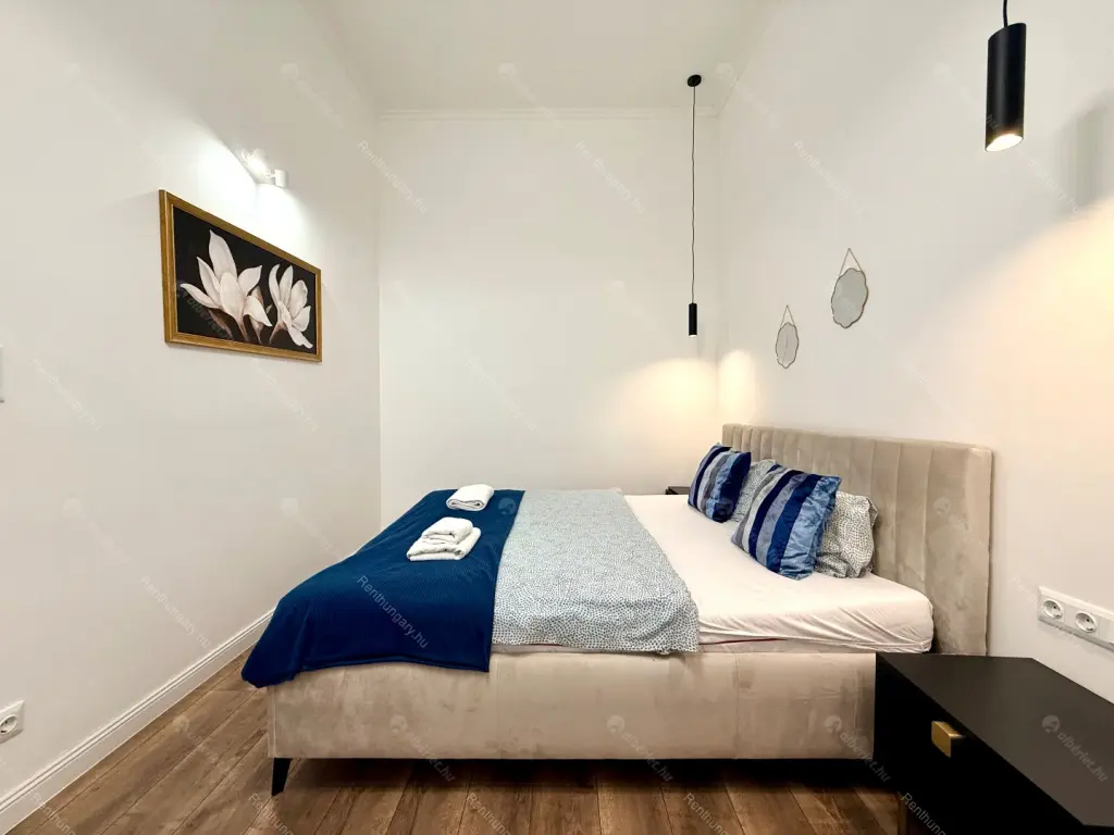 Kiadó albérlet 380000 Ft/hó áron: Budapest, VI. kerület  Nagymező utca. Mérete: 64 nm, 3 szobás | Alberlet.hu - 6707724