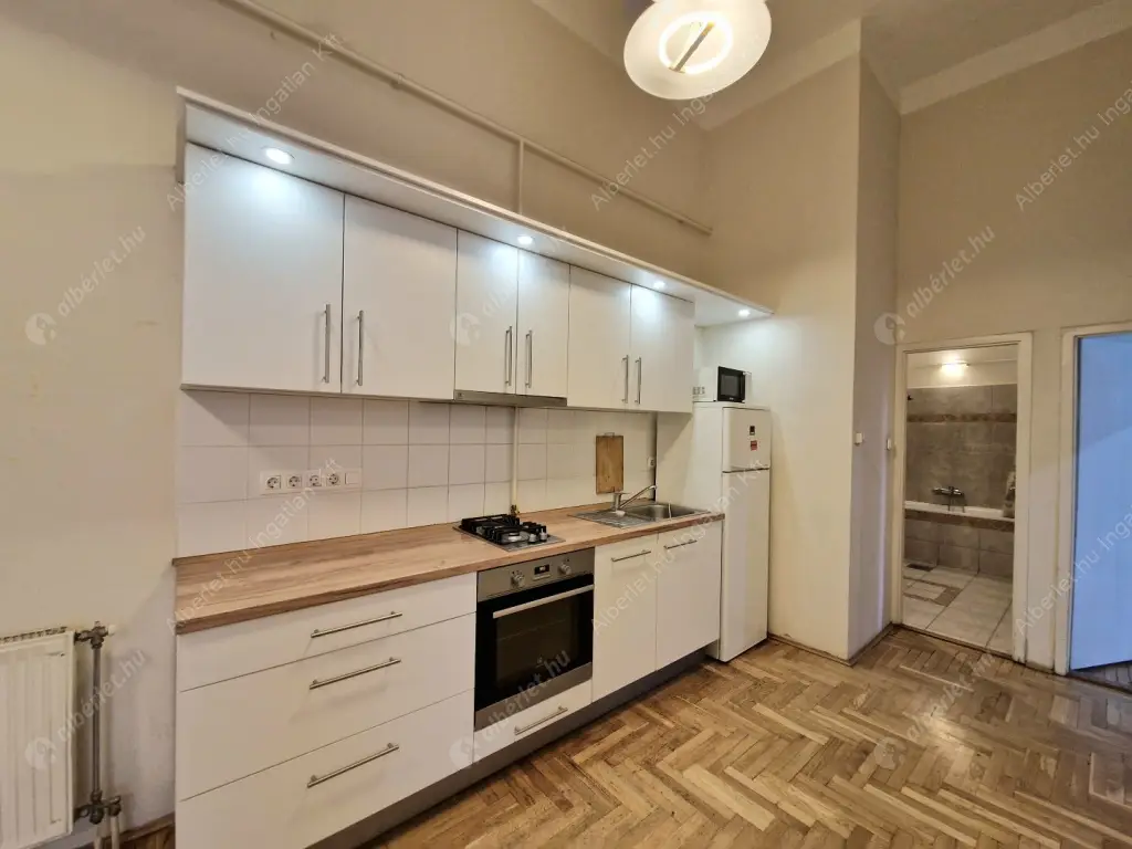 Kiadó albérlet 300000 Ft/hó áron: Budapest, VI. kerület  Nagymező utca. Mérete: 67 nm, 3 szobás | Alberlet.hu - 6604537