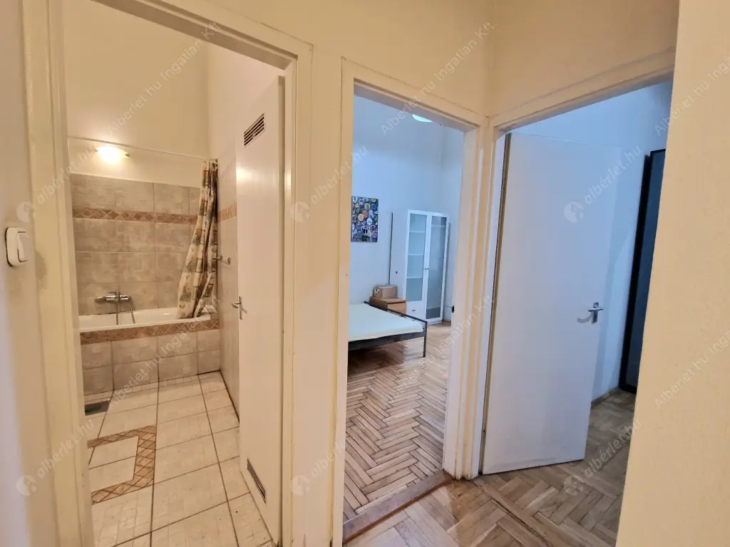 Kiadó albérlet 300000 Ft/hó áron: Budapest, VI. kerület  Nagymező utca. Mérete: 67 nm, 3 szobás | Alberlet.hu - 6604539