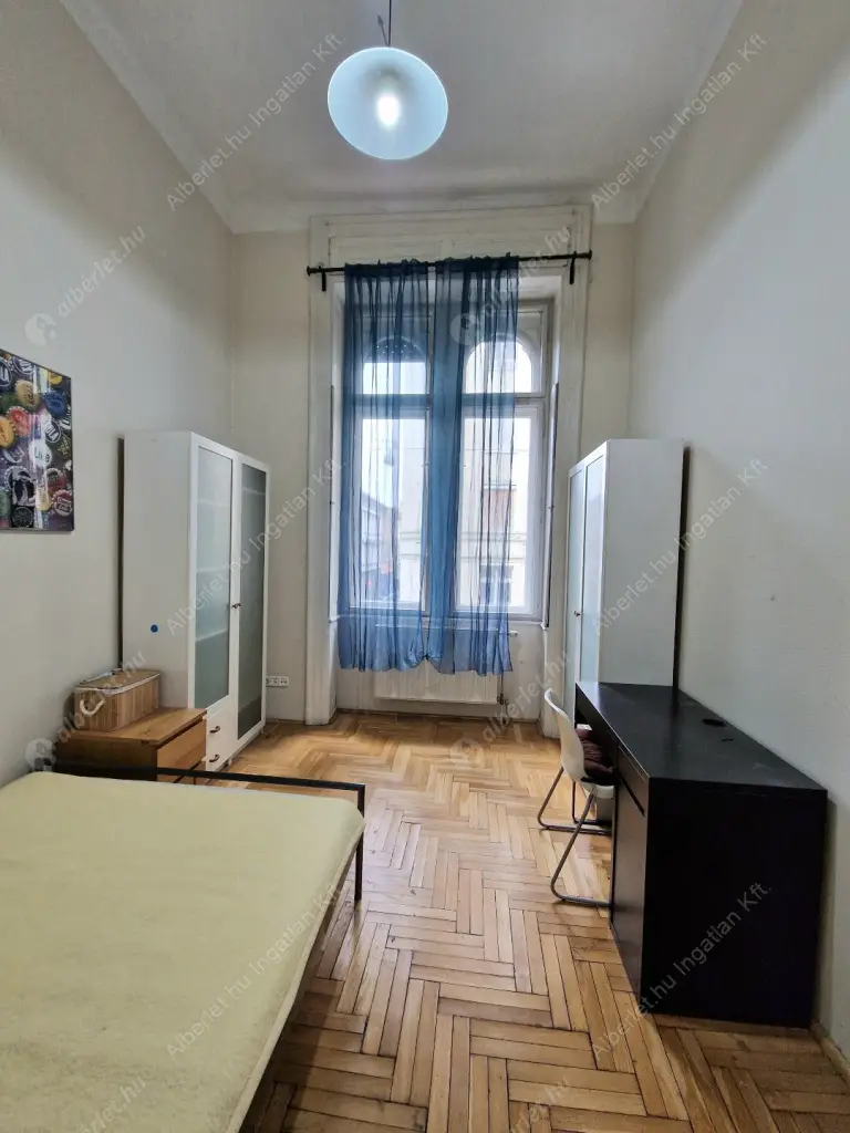 Kiadó albérlet 300000 Ft/hó áron: Budapest, VI. kerület  Nagymező utca. Mérete: 67 nm, 3 szobás | Alberlet.hu - 6604541
