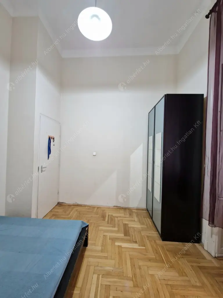 Kiadó albérlet 300000 Ft/hó áron: Budapest, VI. kerület  Nagymező utca. Mérete: 67 nm, 3 szobás | Alberlet.hu - 6604547