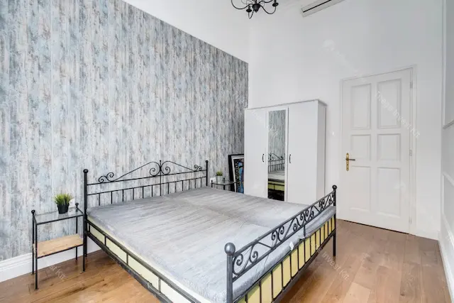 Kiadó albérlet 370000 Ft/hó áron: Budapest, VI. kerület  Nagymező utca. Mérete: 78 nm, 3 szobás | Alberlet.hu - 6678124