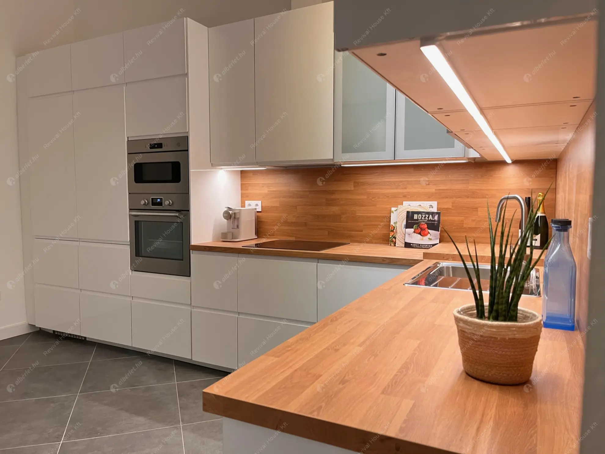 Kiadó albérlet 699000 Ft/hó áron: Budapest, VI. kerület  Ó utca. Mérete: 100 nm, 3 szobás | Alberlet.hu - 6623559