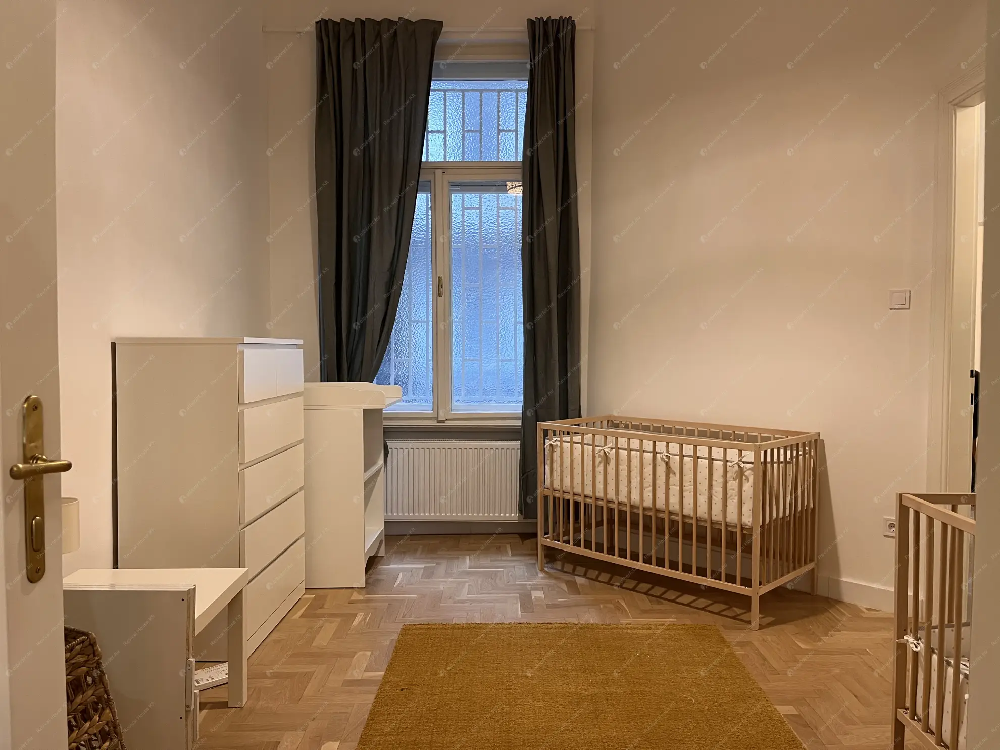 Kiadó albérlet 699000 Ft/hó áron: Budapest, VI. kerület  Ó utca. Mérete: 100 nm, 3 szobás | Alberlet.hu - 6623572