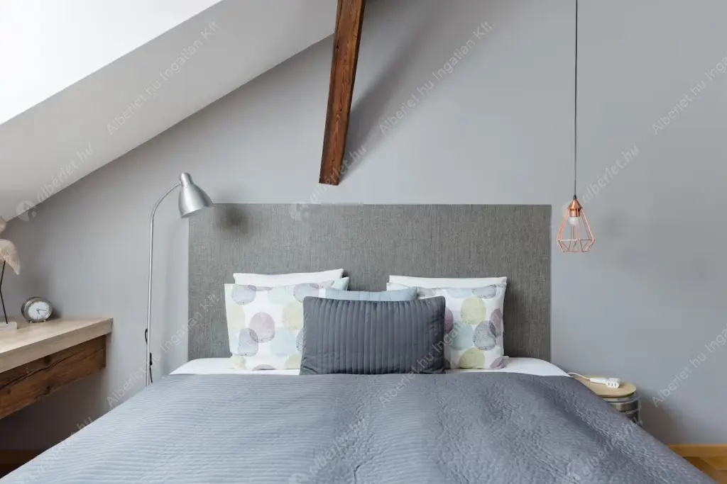 Kiadó albérlet 645000 Ft/hó áron: Budapest, VI. kerület  Ó utca. Mérete: 104 nm, 3 szobás | Alberlet.hu - 6632919