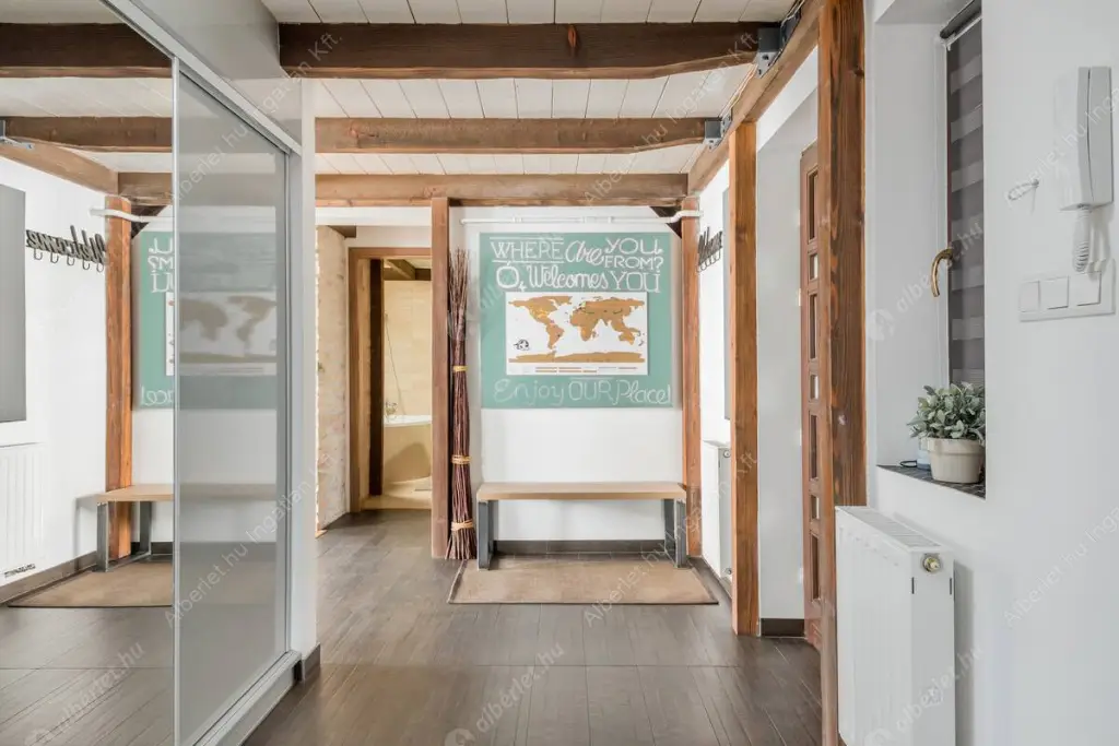 Kiadó albérlet 645000 Ft/hó áron: Budapest, VI. kerület  Ó utca. Mérete: 104 nm, 3 szobás | Alberlet.hu - 6632924