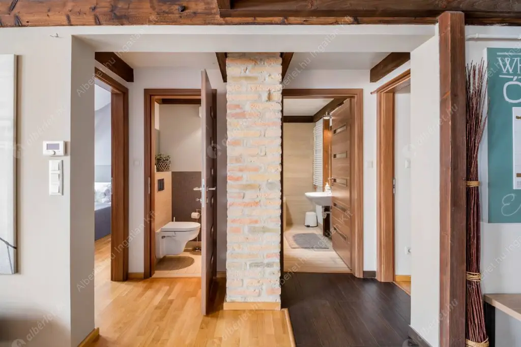 Kiadó albérlet 645000 Ft/hó áron: Budapest, VI. kerület  Ó utca. Mérete: 104 nm, 3 szobás | Alberlet.hu - 6632926