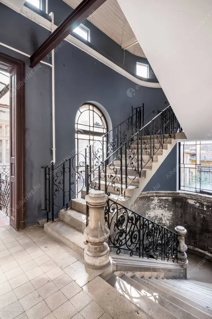 Kiadó albérlet 645000 Ft/hó áron: Budapest, VI. kerület  Ó utca. Mérete: 104 nm, 3 szobás | Alberlet.hu - 6632929