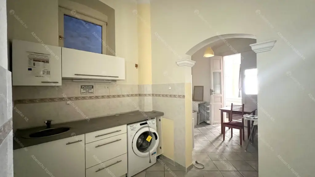 Kiadó albérlet 480000 Ft/hó áron: Budapest, VI. kerület  Ó utca. Mérete: 162 nm, 5 szobás | Alberlet.hu - 6677521