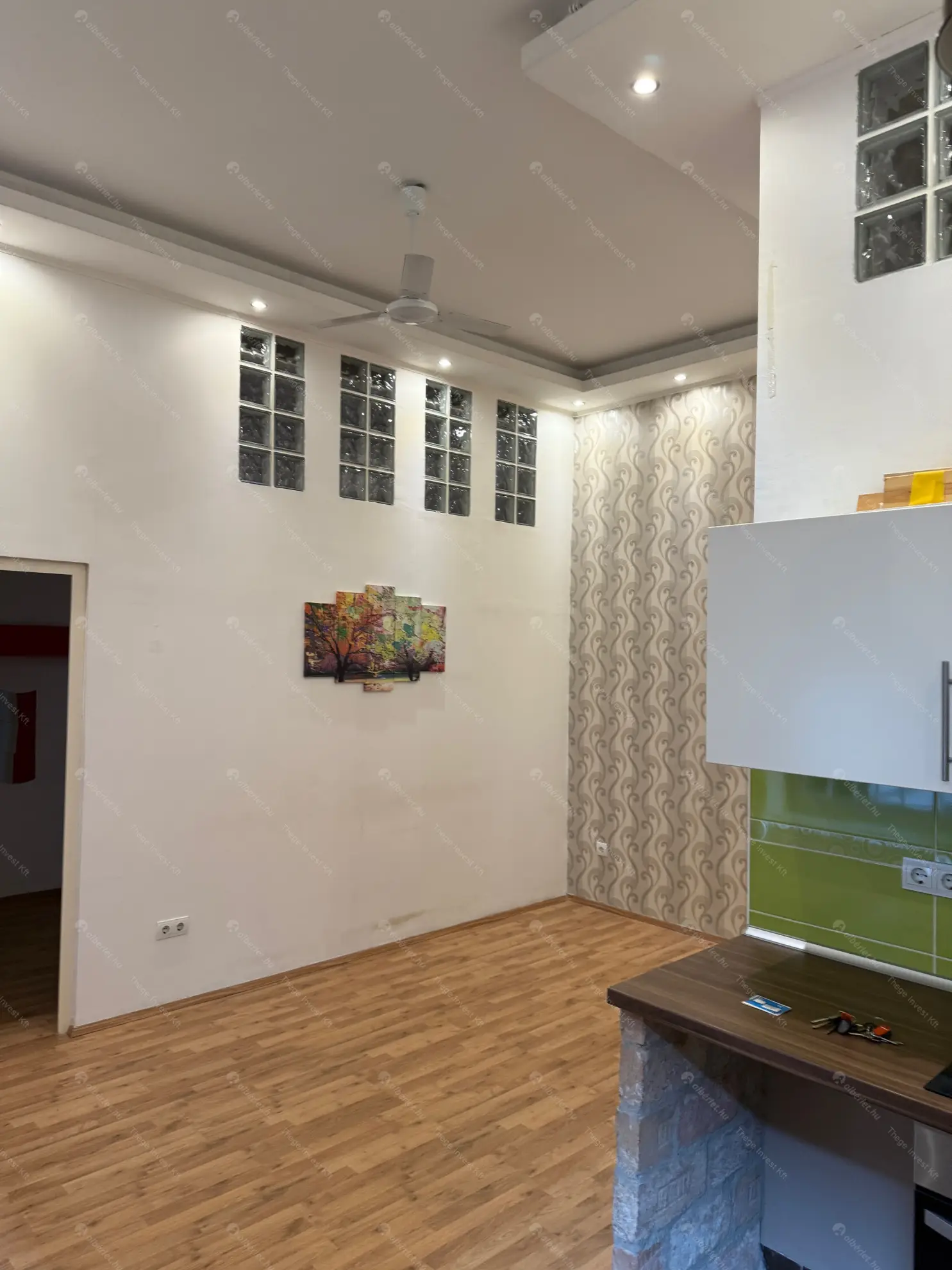 Kiadó albérlet 220000 Ft/hó áron: Budapest, VI. kerület  Ó utca. Mérete: 35 nm, 1 szobás | Alberlet.hu - 6573100