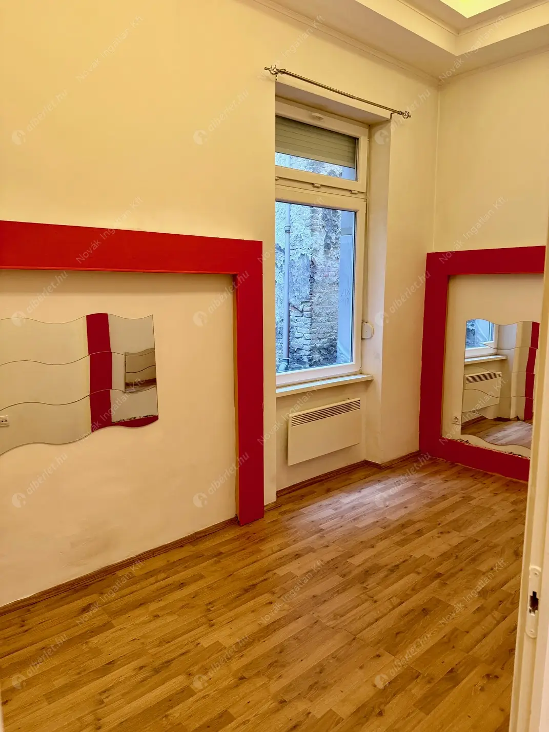 Kiadó albérlet 220000 Ft/hó áron: Budapest, VI. kerület  Ó utca. Mérete: 39 nm, 1 szobás | Alberlet.hu - 6580068