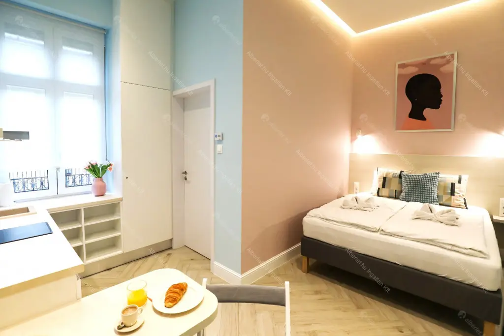 Kiadó albérlet 280000 Ft/hó áron: Budapest, VI. kerület  Ó utca. Mérete: 40 nm, 2 szobás | Alberlet.hu - 6680269