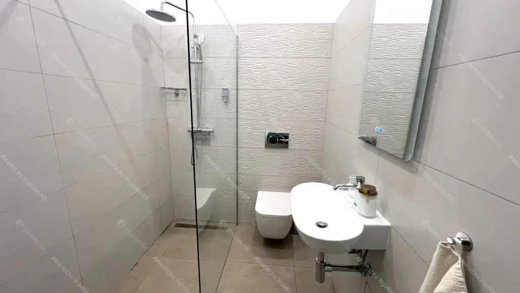 Kiadó albérlet 280000 Ft/hó áron: Budapest, VI. kerület  Ó utca. Mérete: 40 nm, 2 szobás | Alberlet.hu - 6680281