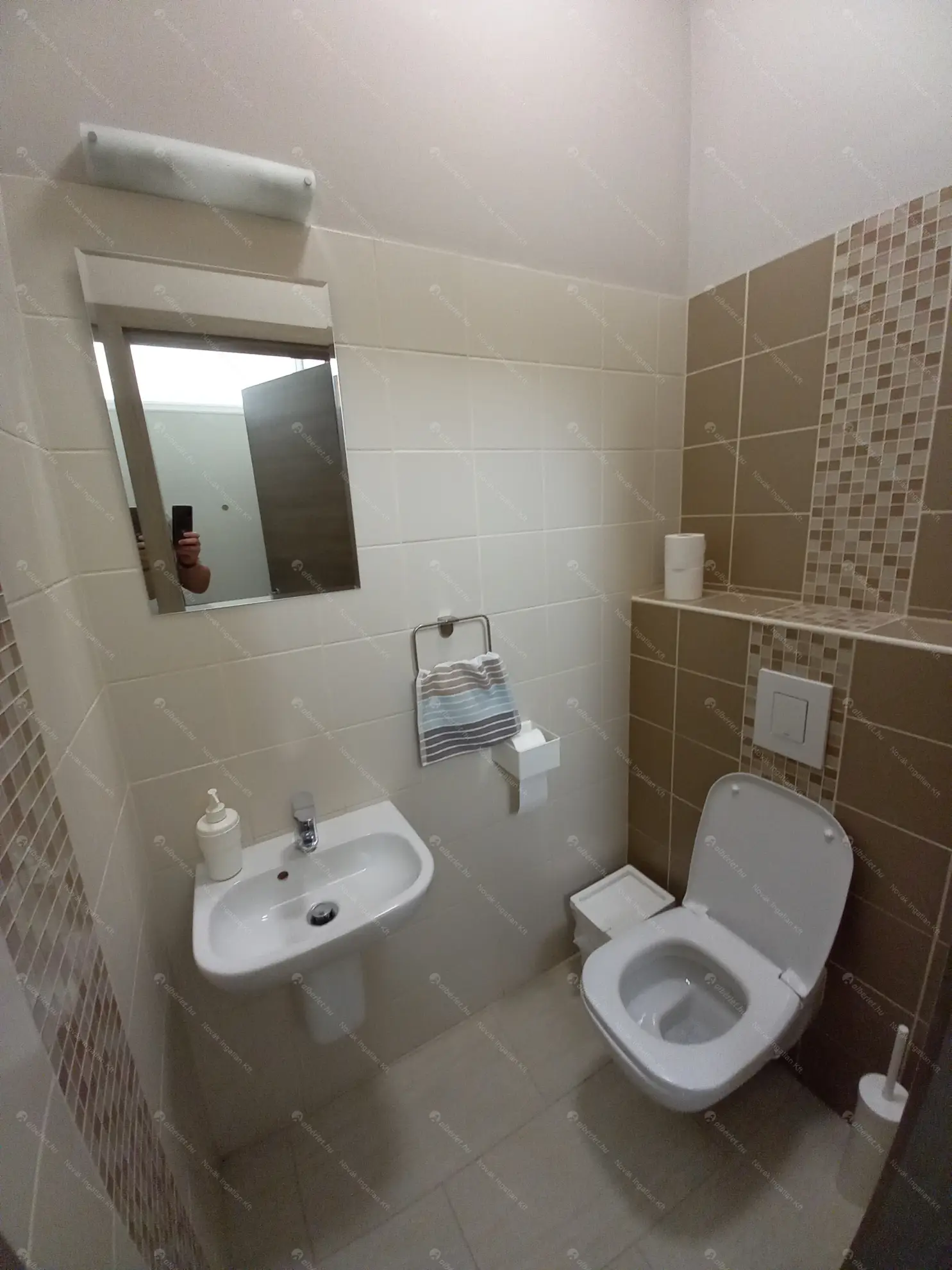 Kiadó albérlet 285000 Ft/hó áron: Budapest, VI. kerület  Ó utca. Mérete: 42 nm, 1 szobás | Alberlet.hu - 6633424