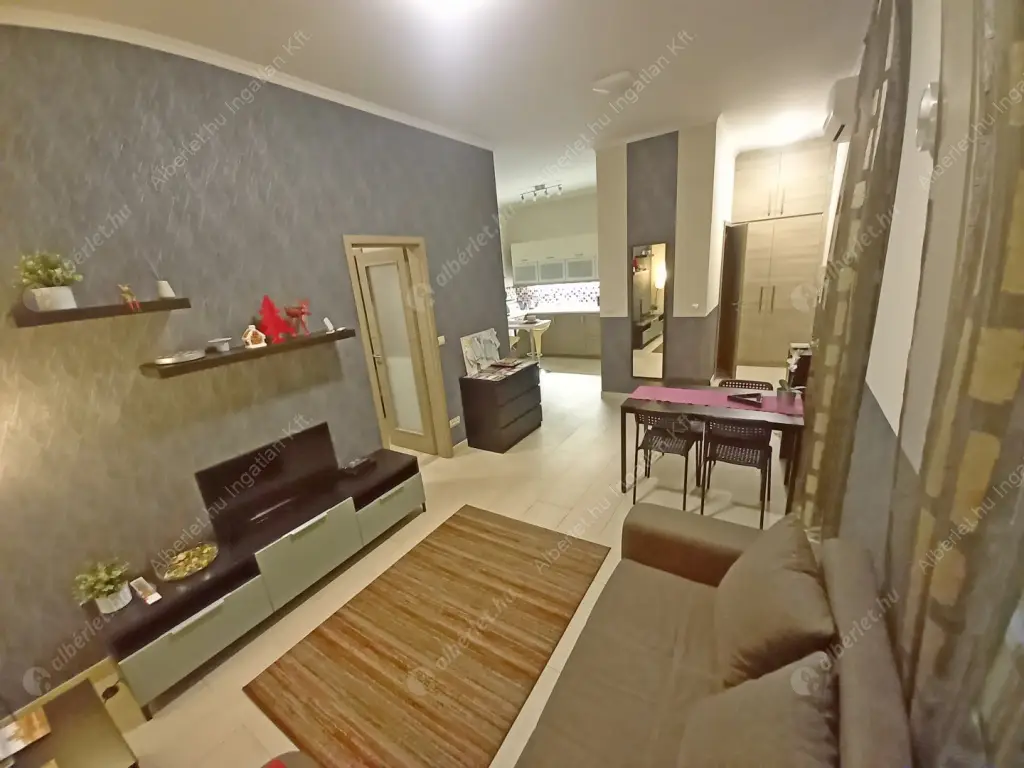 Kiadó albérlet 285000 Ft/hó áron: Budapest, VI. kerület  Ó utca. Mérete: 42 nm, 1 szobás | Alberlet.hu - 6637759