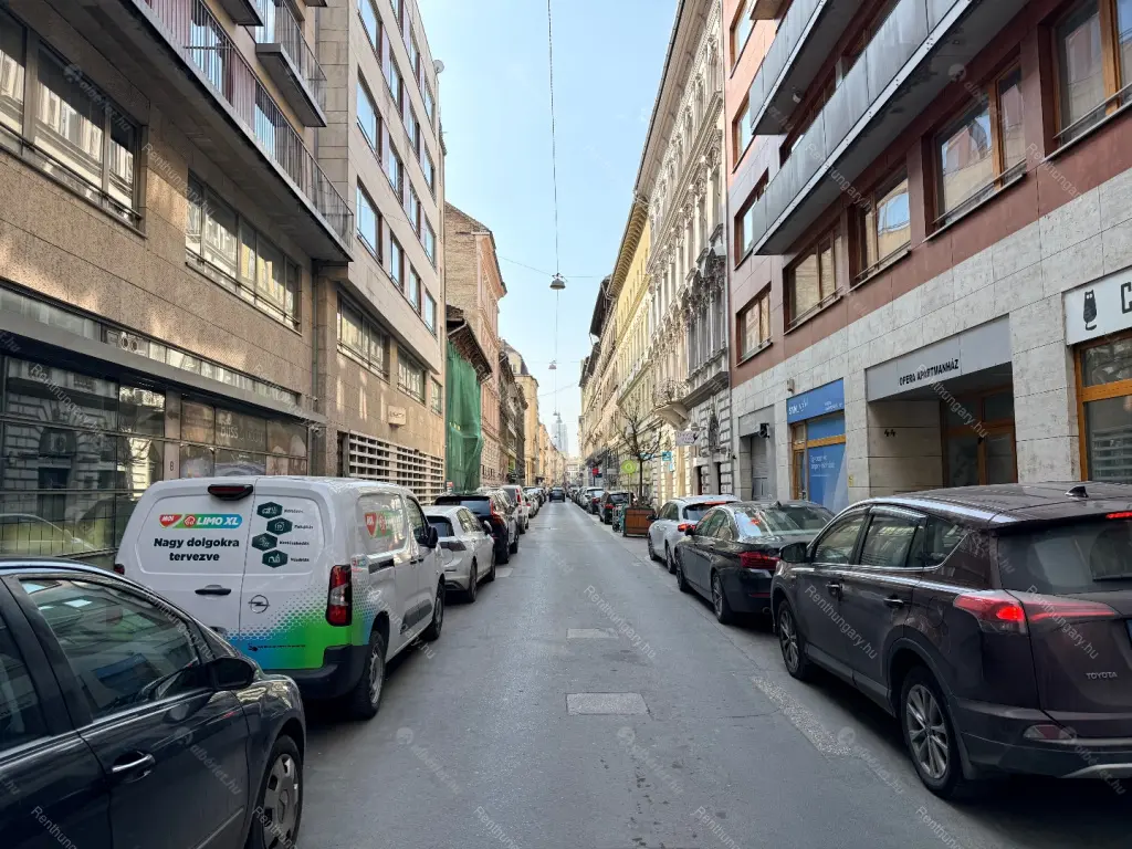 Kiadó albérlet 250000 Ft/hó áron: Budapest, VI. kerület  Ó utca. Mérete: 43 nm, 2 szobás | Alberlet.hu - 6699302