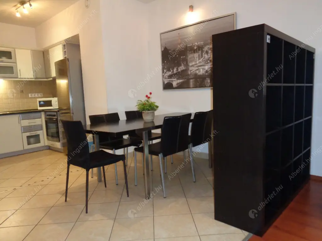 Kiadó albérlet 260000 Ft/hó áron: Budapest, VI. kerület  Ó utca. Mérete: 48 nm, 2 szobás | Alberlet.hu - 6604393