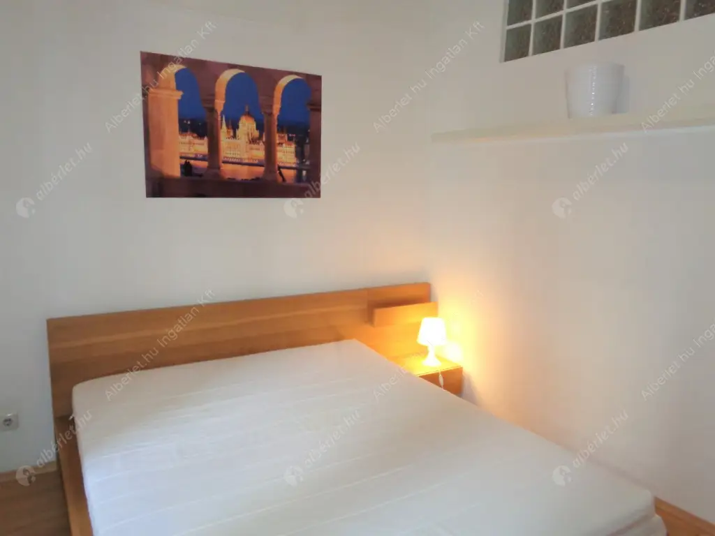 Kiadó albérlet 260000 Ft/hó áron: Budapest, VI. kerület  Ó utca. Mérete: 48 nm, 2 szobás | Alberlet.hu - 6604399