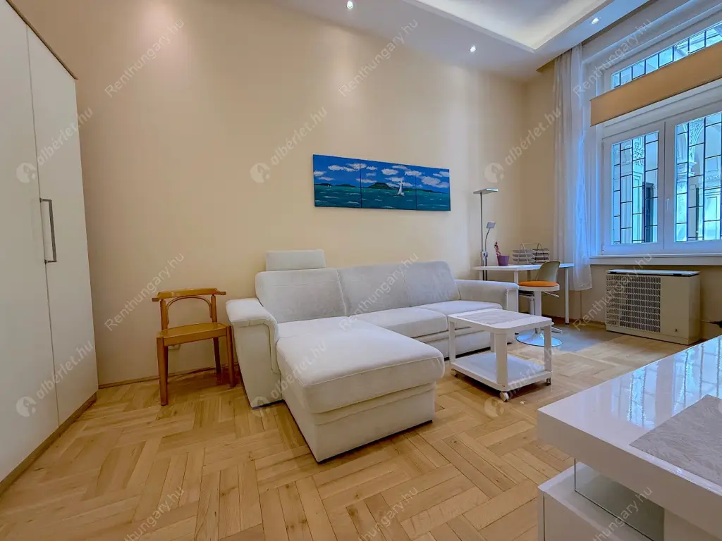 Kiadó albérlet 250000 Ft/hó áron: Budapest, VI. kerület  Ó utca. Mérete: 50 nm, 2 szobás | Alberlet.hu - 6480111