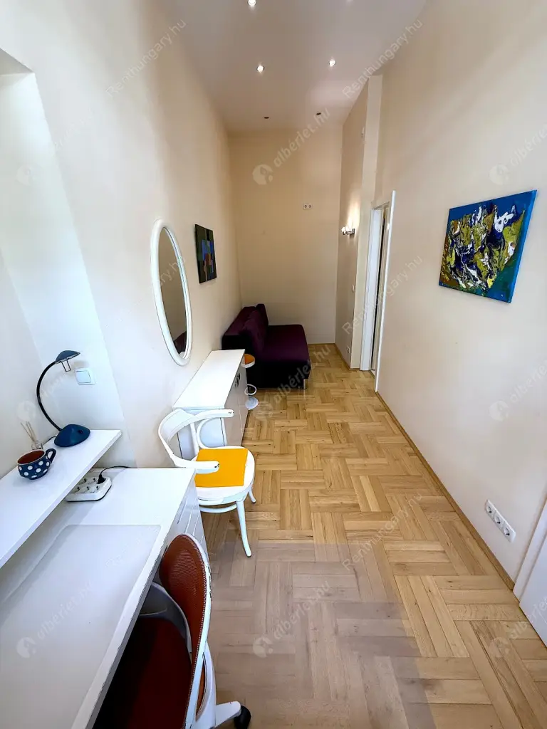 Kiadó albérlet 250000 Ft/hó áron: Budapest, VI. kerület  Ó utca. Mérete: 50 nm, 2 szobás | Alberlet.hu - 6480119