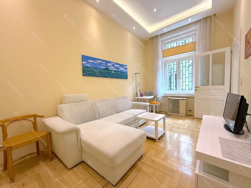 Kiadó albérlet 250000 Ft/hó áron: Budapest, VI. kerület  Ó utca. Mérete: 50 nm, 2 szobás | Alberlet.hu - 6657293