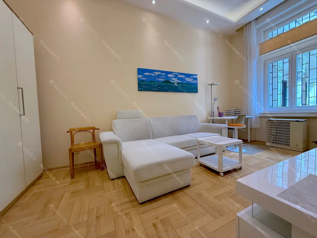 Kiadó albérlet 250000 Ft/hó áron: Budapest, VI. kerület  Ó utca. Mérete: 50 nm, 2 szobás | Alberlet.hu - 6657302