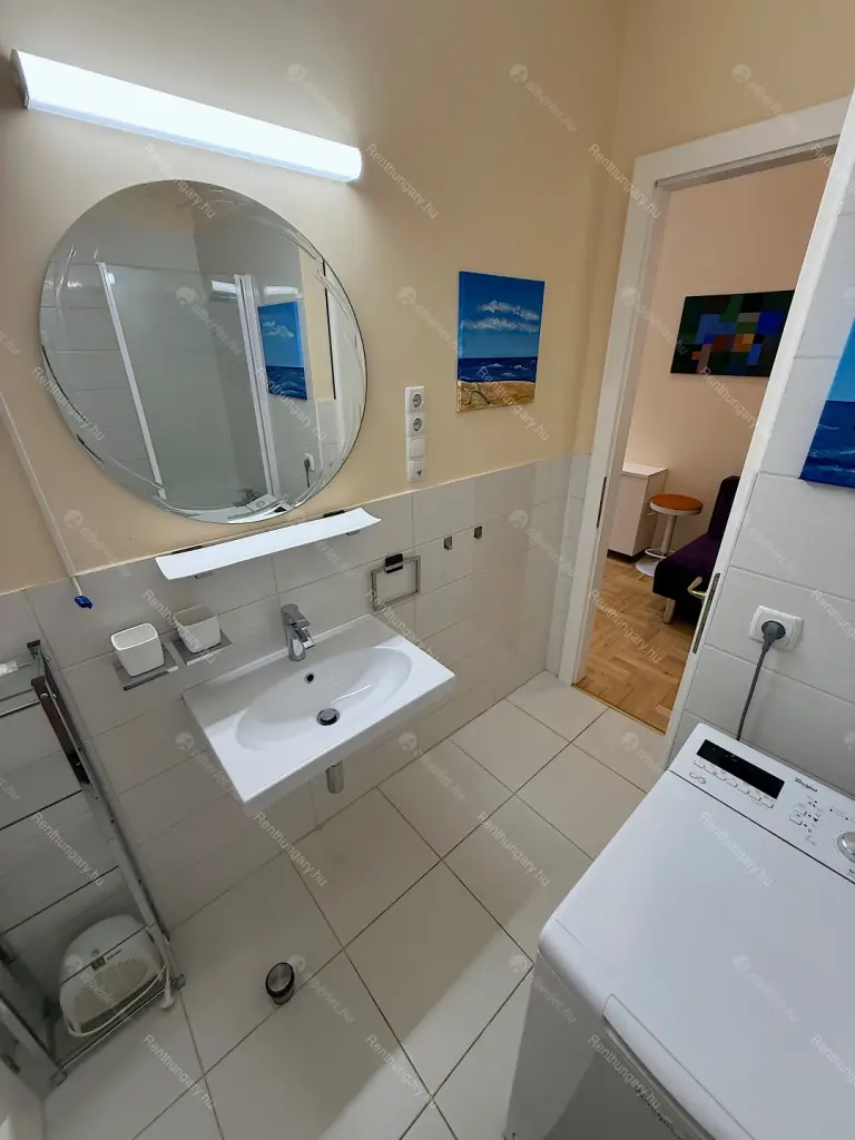 Kiadó albérlet 250000 Ft/hó áron: Budapest, VI. kerület  Ó utca. Mérete: 50 nm, 2 szobás | Alberlet.hu - 6657313