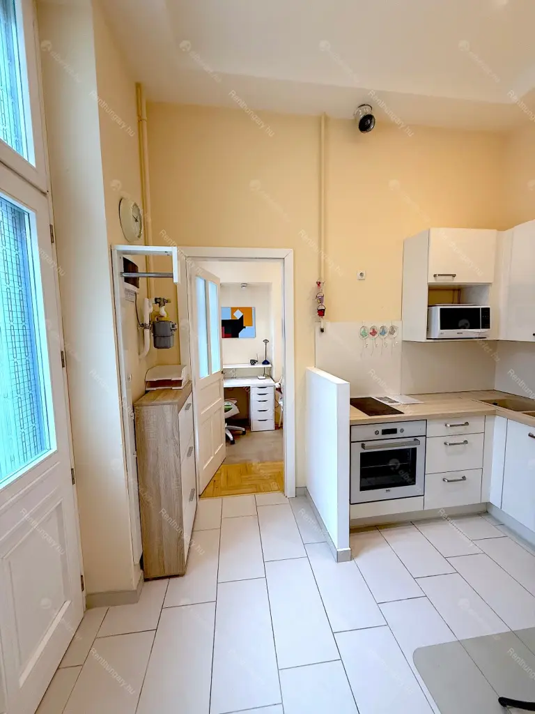 Kiadó albérlet 250000 Ft/hó áron: Budapest, VI. kerület  Ó utca. Mérete: 50 nm, 2 szobás | Alberlet.hu - 6657316