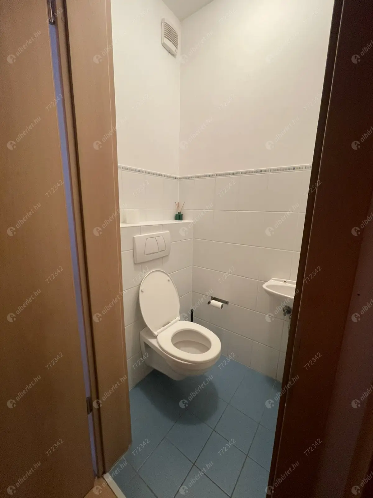 Kiadó albérlet 300000 Ft/hó áron: Budapest, VI. kerület  Ó utca. Mérete: 53 nm, 2 szobás | Alberlet.hu - 6611520