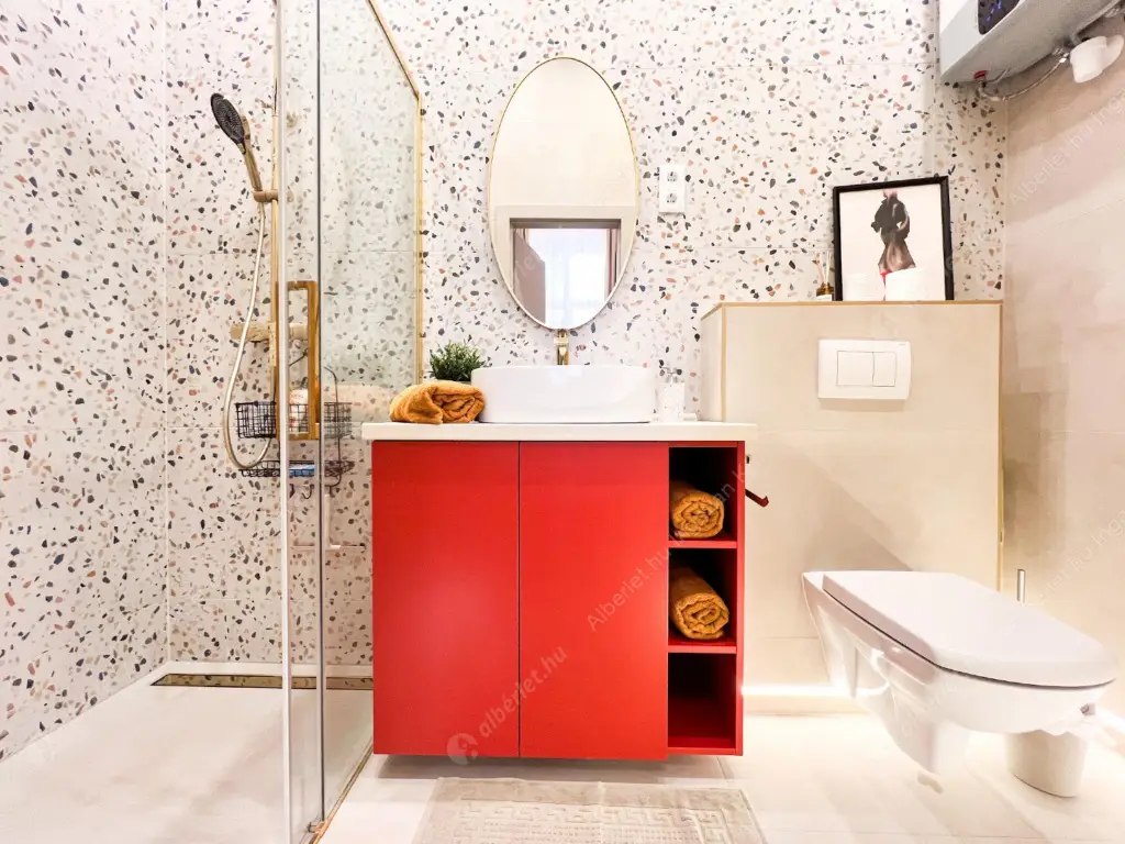 Kiadó albérlet 520000 Ft/hó áron: Budapest, VI. kerület  Ó utca. Mérete: 59 nm, 2 szobás | Alberlet.hu - 6623113