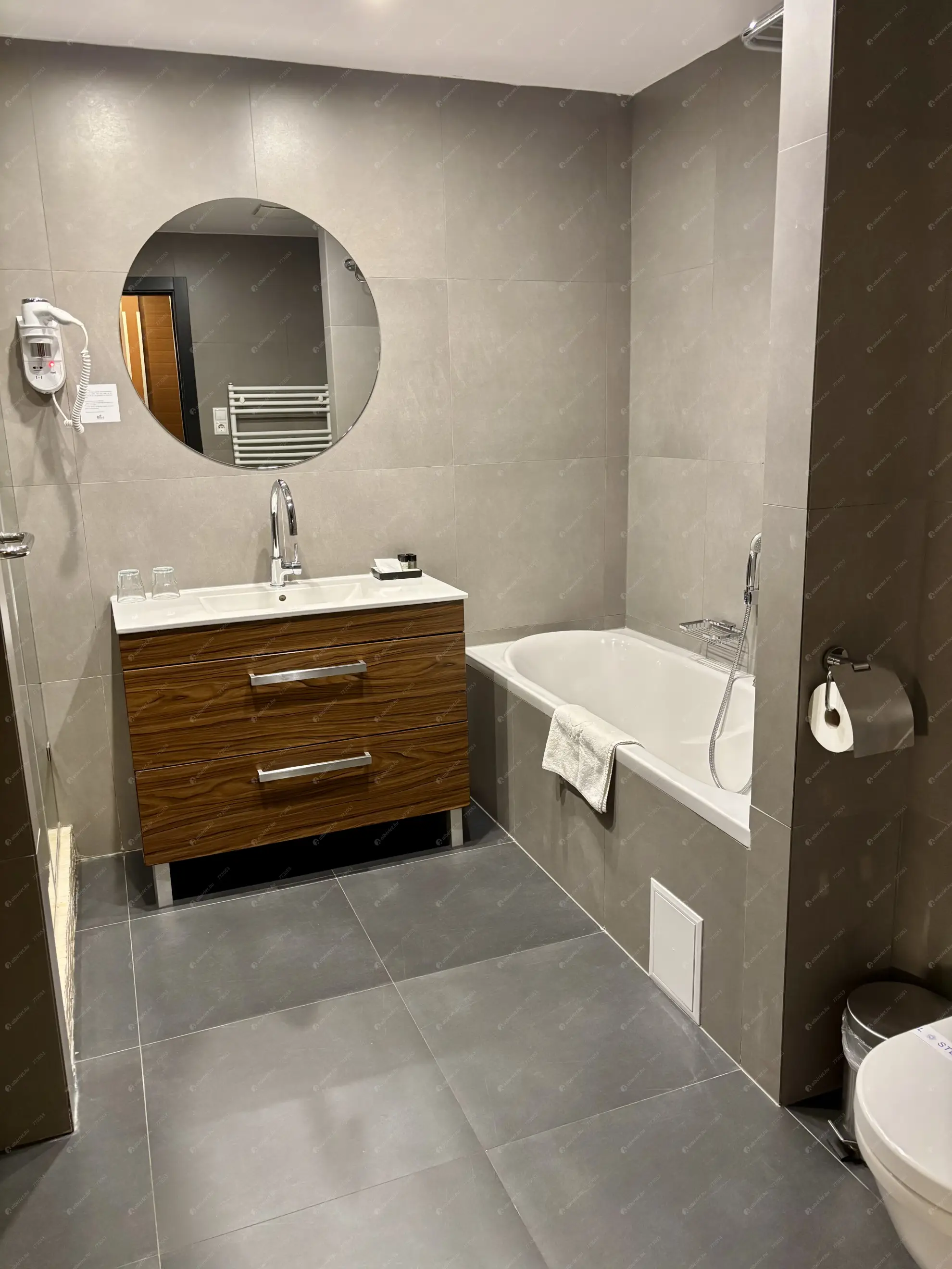 Kiadó albérlet 250000 Ft/hó áron: Budapest, VI. kerület  Ó utca. Mérete: 61 nm, 2 szobás | Alberlet.hu - 6624714