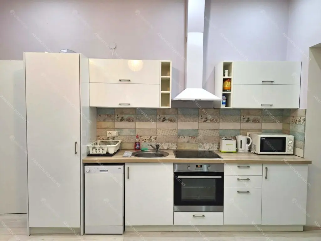 Kiadó albérlet 320000 Ft/hó áron: Budapest, VI. kerület  Ó utca. Mérete: 62 nm, 3 szobás | Alberlet.hu - 6661936