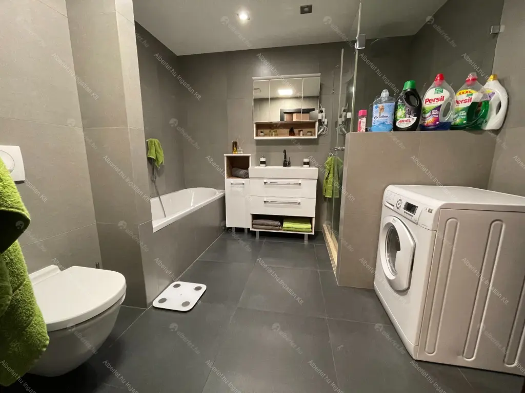 Kiadó albérlet 450000 Ft/hó áron: Budapest, VI. kerület  Ó utca. Mérete: 67 nm, 2 szobás | Alberlet.hu - 6662746