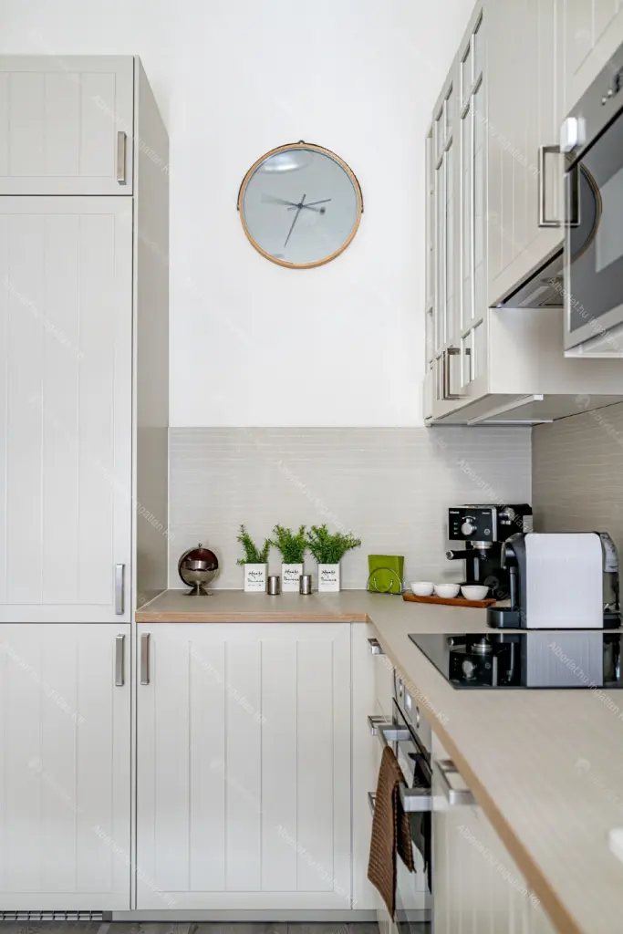 Kiadó albérlet 455000 Ft/hó áron: Budapest, VI. kerület  Ó utca. Mérete: 81 nm, 3 szobás | Alberlet.hu - 6657660