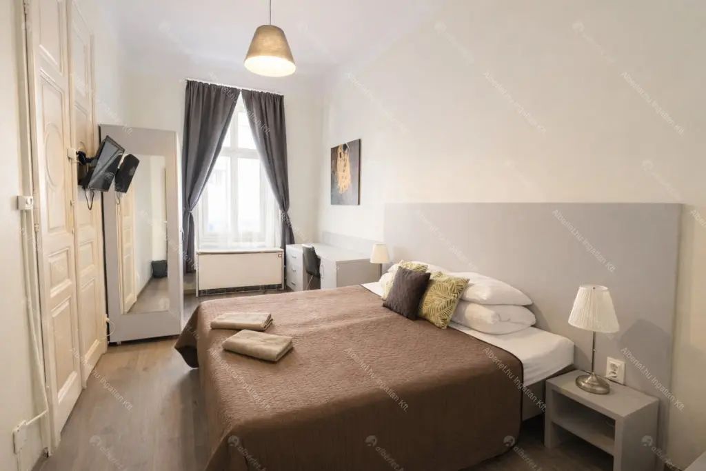 Kiadó albérlet 320000 Ft/hó áron: Budapest, VI. kerület  Ó utca. Mérete: 83 nm, 3 szobás | Alberlet.hu - 6664001