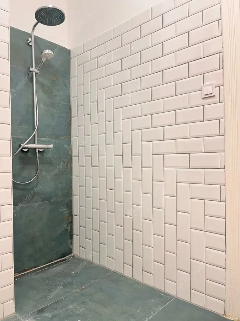 Kiadó albérlet 799000 Ft/hó áron: Budapest, VI. kerület  Ó utca. Mérete: 98 nm, 3 szobás | Alberlet.hu - 6600835