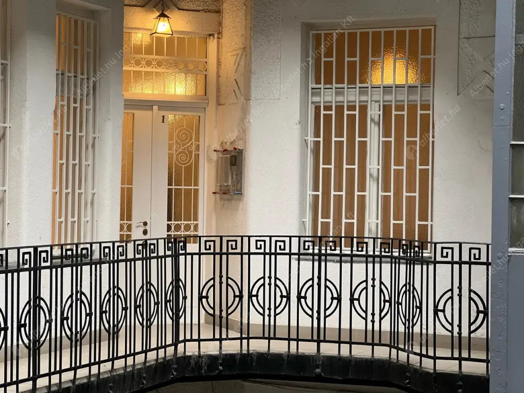 Kiadó albérlet 799000 Ft/hó áron: Budapest, VI. kerület  Ó utca. Mérete: 98 nm, 3 szobás | Alberlet.hu - 6600836