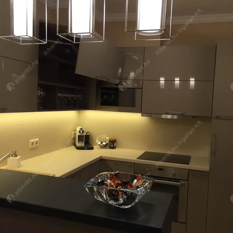 Kiadó albérlet 950000 Ft/hó áron: Budapest, VI. kerület  Paulay Ede utca. Mérete: 133 nm, 4 szobás | Alberlet.hu - 6580483