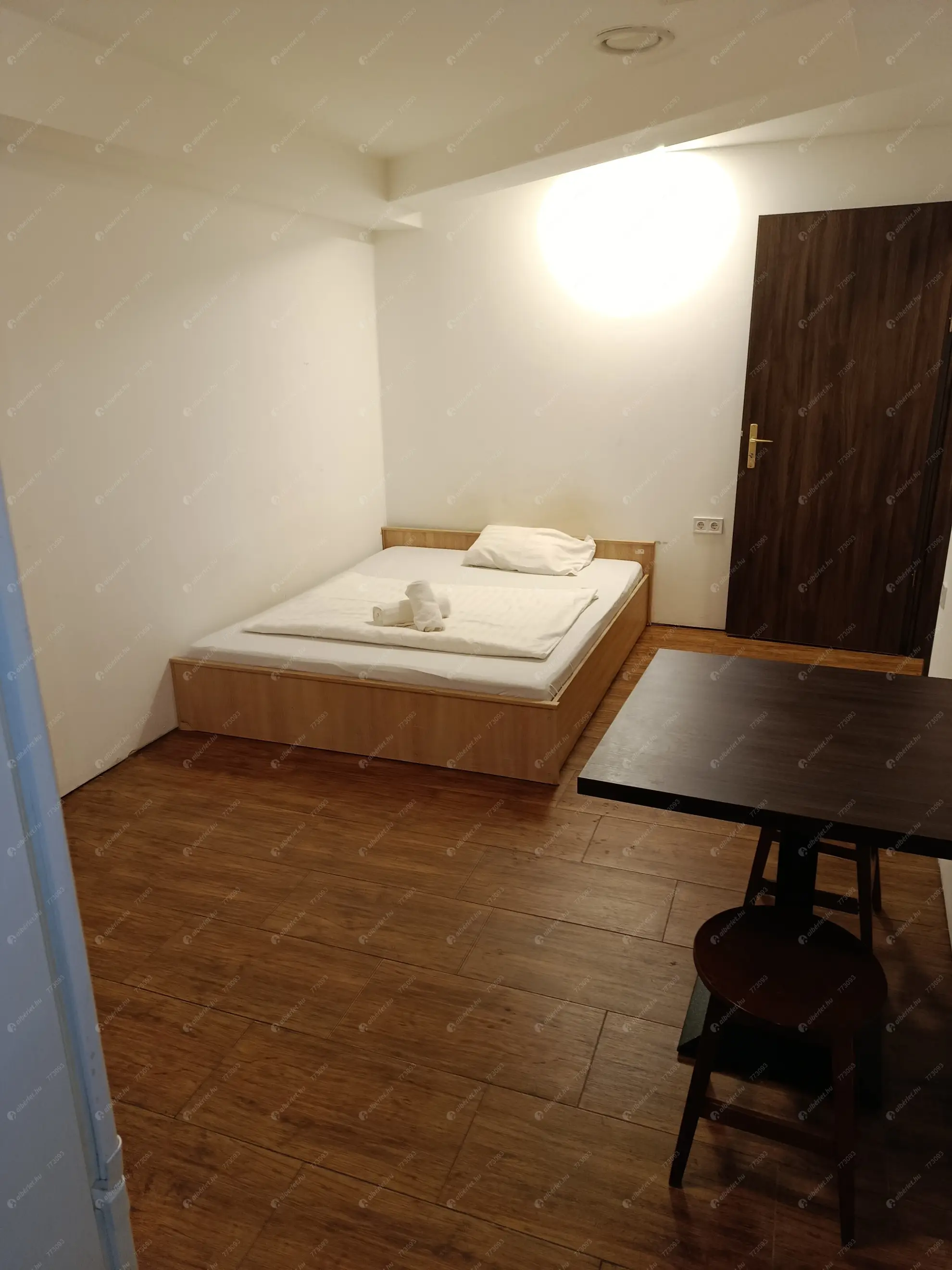 Kiadó albérlet 120000 Ft/hó áron: Budapest, VI. kerület  Paulay Ede utca. Mérete: 25 nm, 1 szobás | Alberlet.hu - 6625604